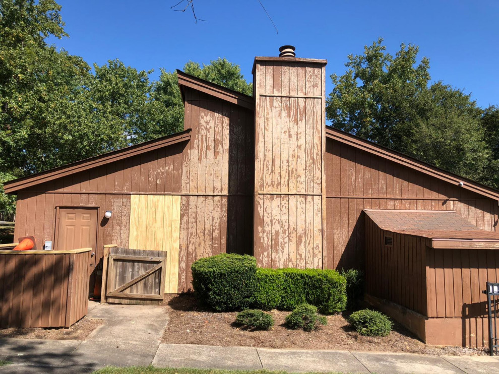 Pool House, Paint and Repairs