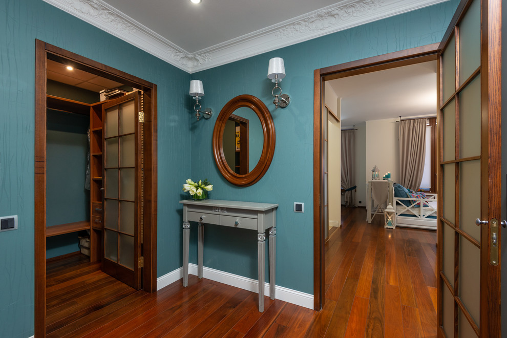 Inspiration for a mid-sized eclectic home design remodel