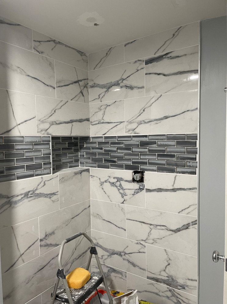 WEST HARTFORD GUEST BATHROOM REMODELING