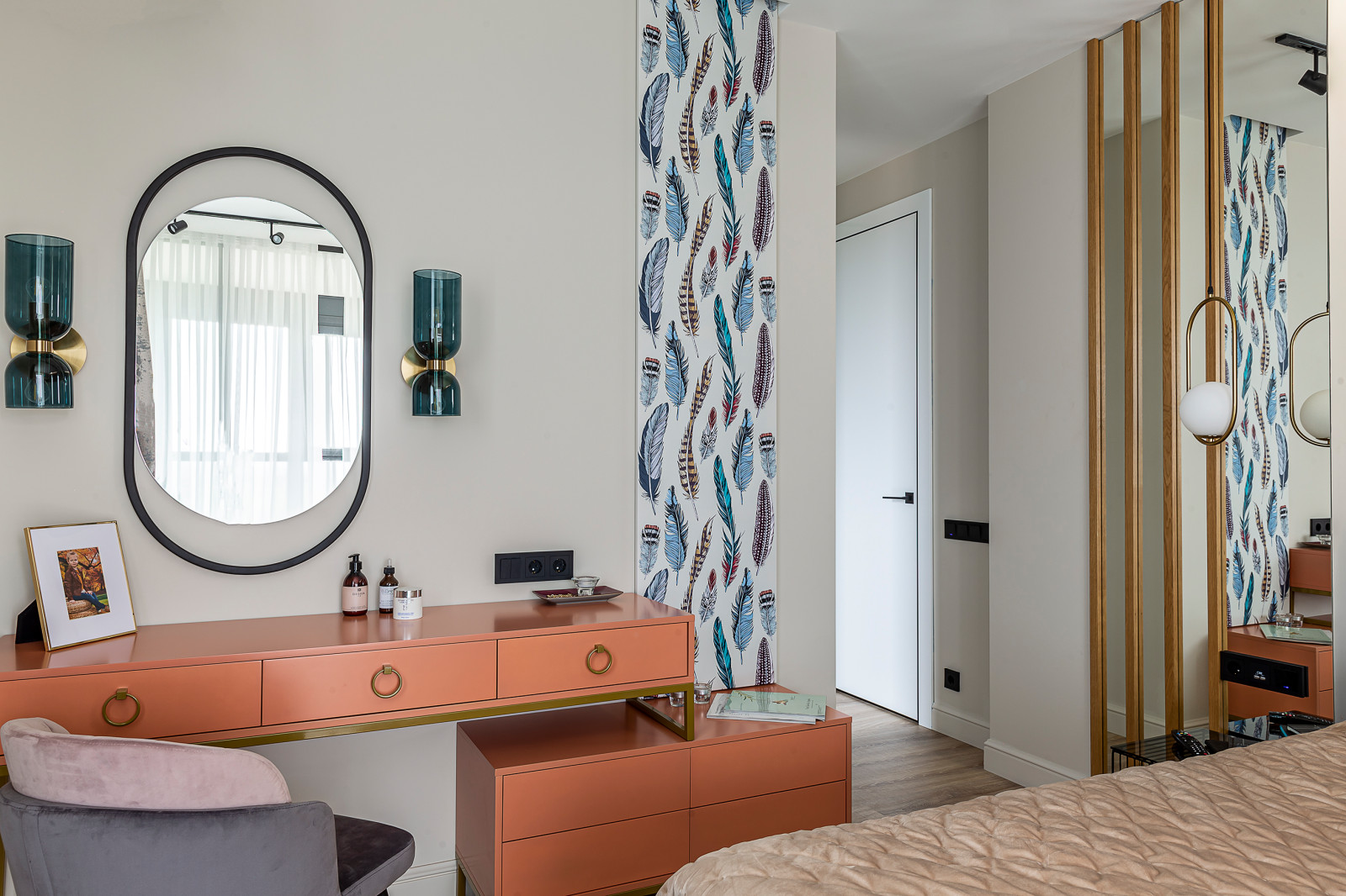 В сиреневых тонах (3-х комнатная квартира 66,7 м²)