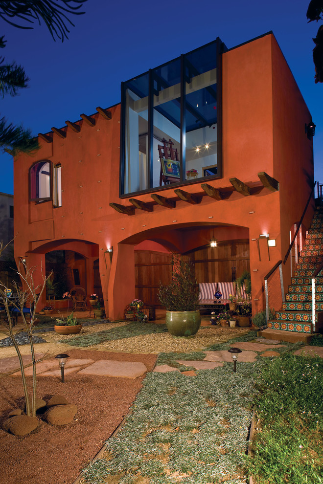 This is an example of a mediterranean stucco exterior in Los Angeles.