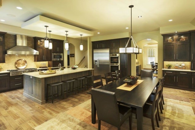 Cabinets in Multiple Rooms clasico-renovado-cocina