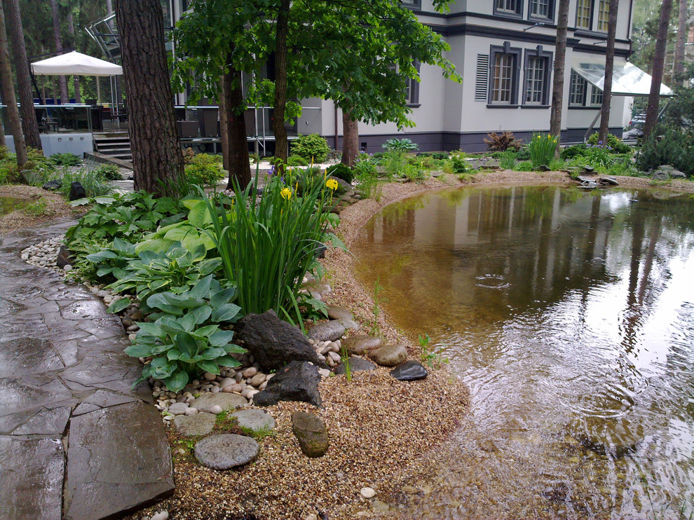 Участок с водоемом в КП "Сосновый бор"