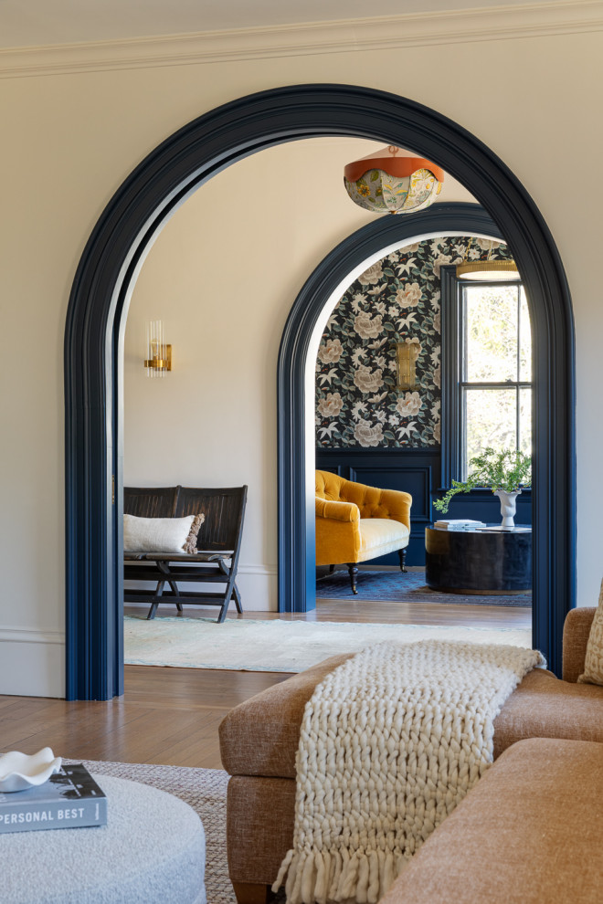 Example of a transitional hallway design in Boston