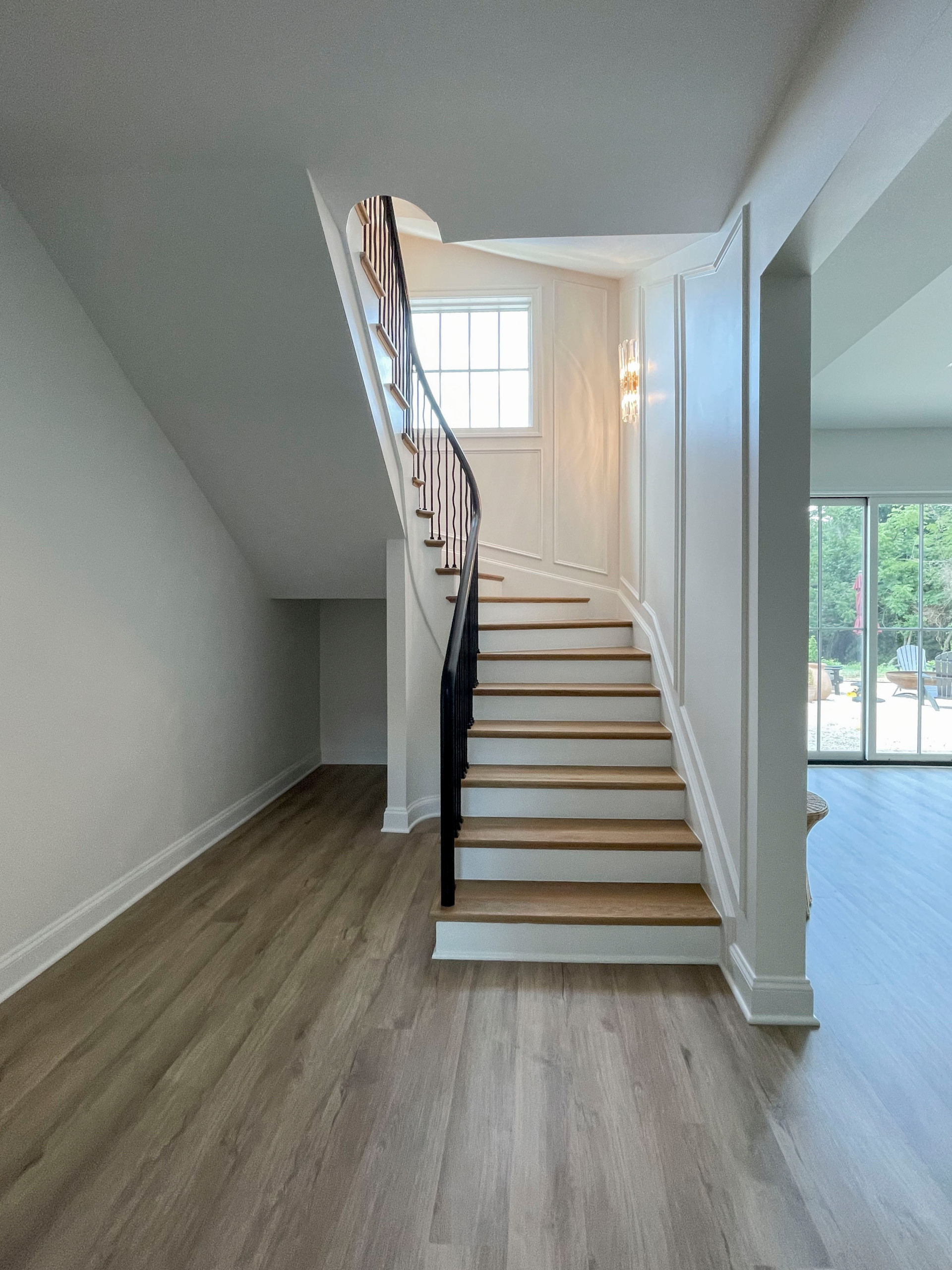 106_Modern Balustrade System Meets Traditional Winding Stairs, Aldie VA  20105