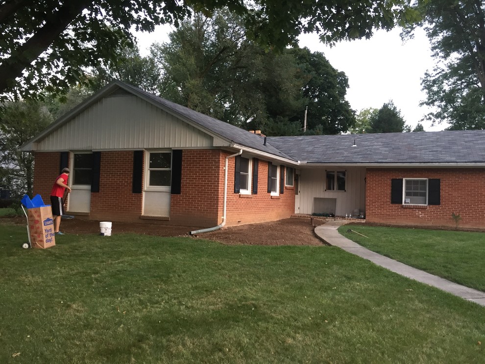 Painting a Brick Ranch??? Landscaping help!