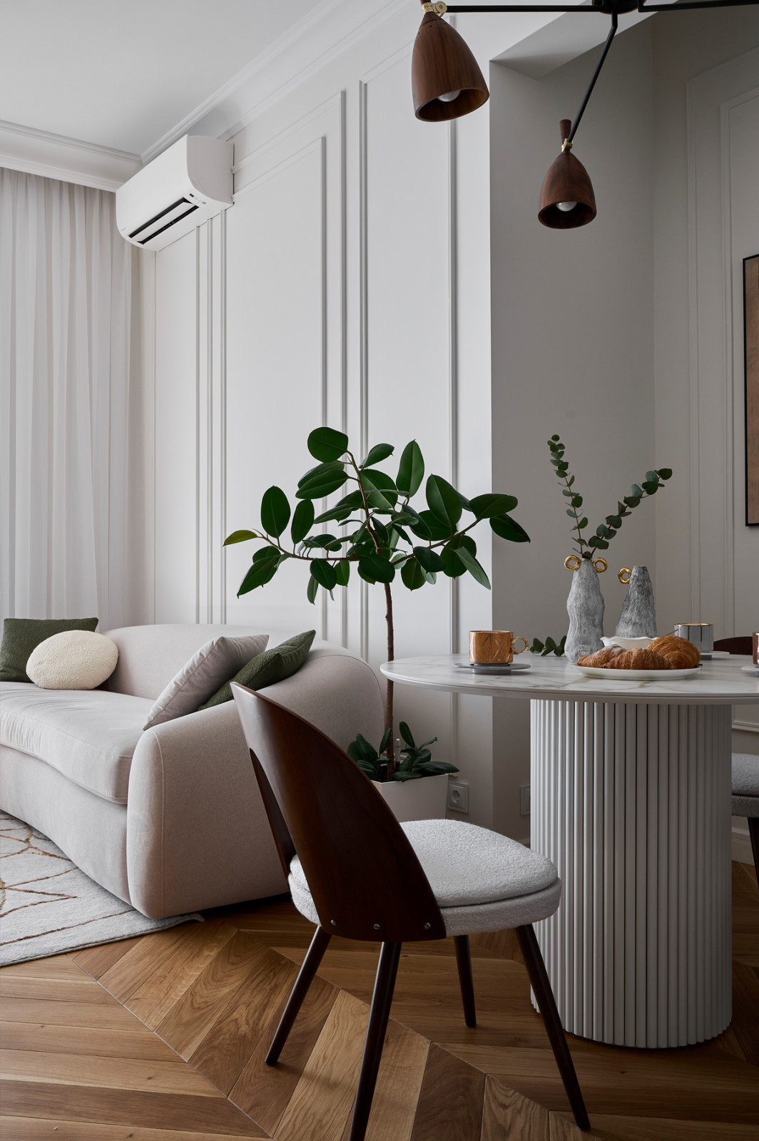 Дизайн  квартиры в стиле Mid-century