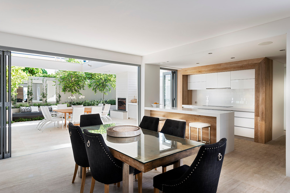 Photo of a modern dining room in Perth.