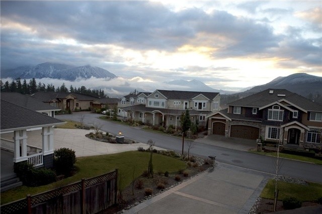 Snoqualmie Ridge Custom