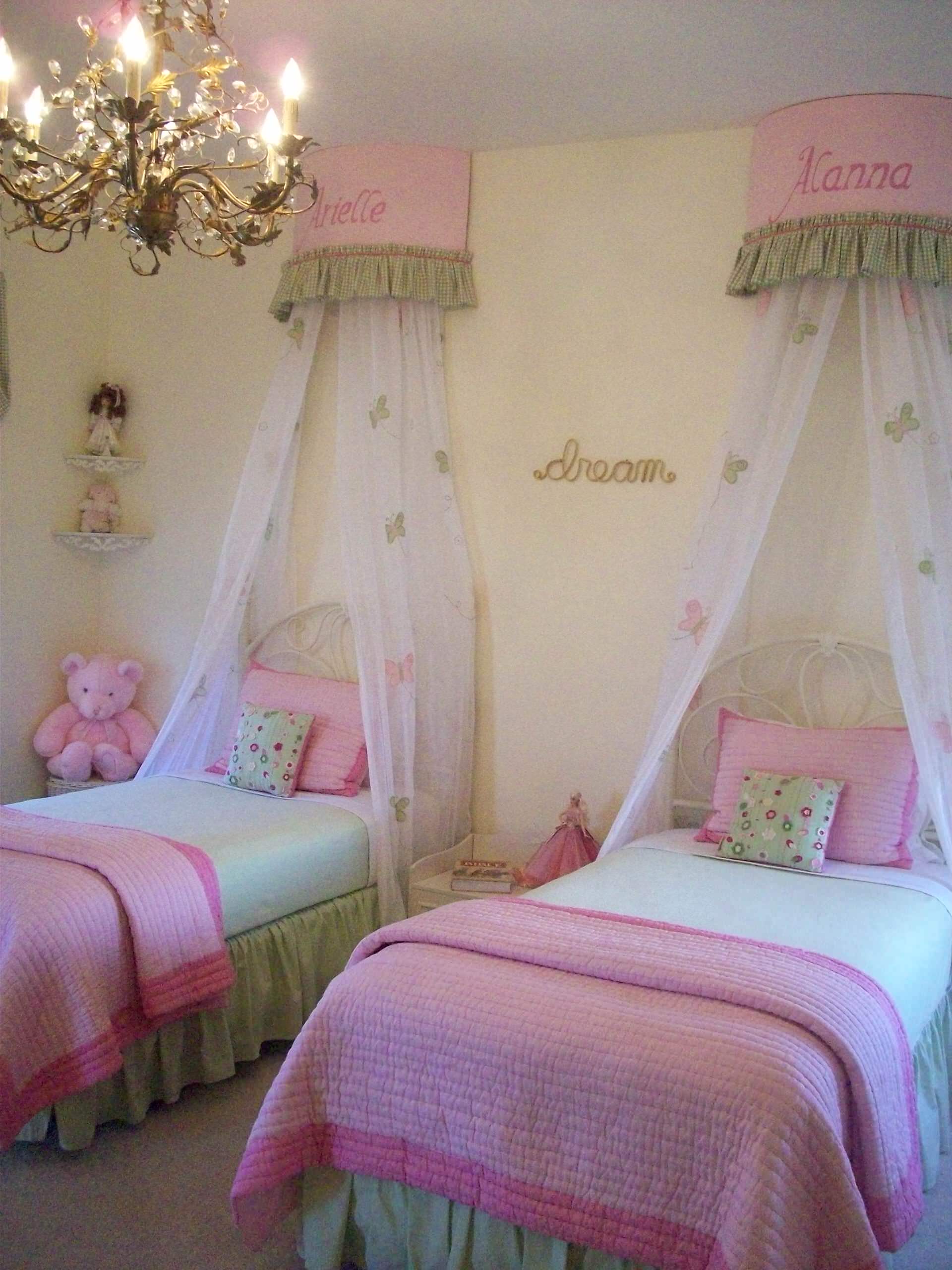 little girl wrought iron bed