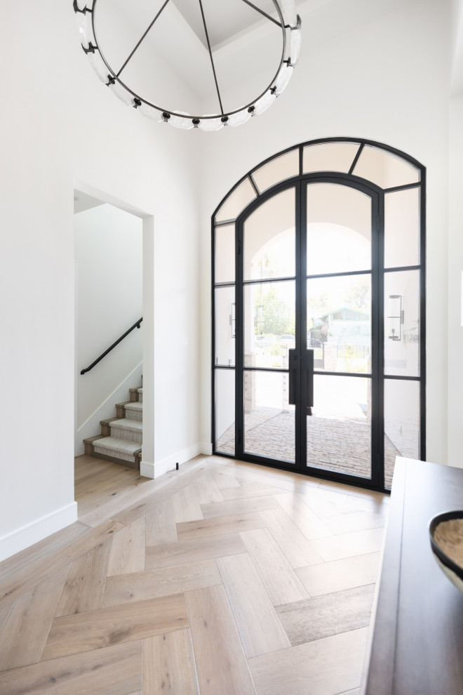 Transitional entryway photo in Phoenix