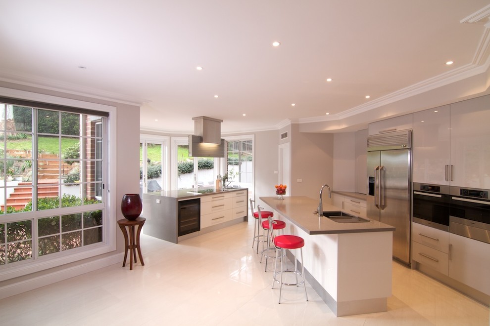 Larissa Ave - Modern - Kitchen - Sydney - by Nouvelle Kitchens ...