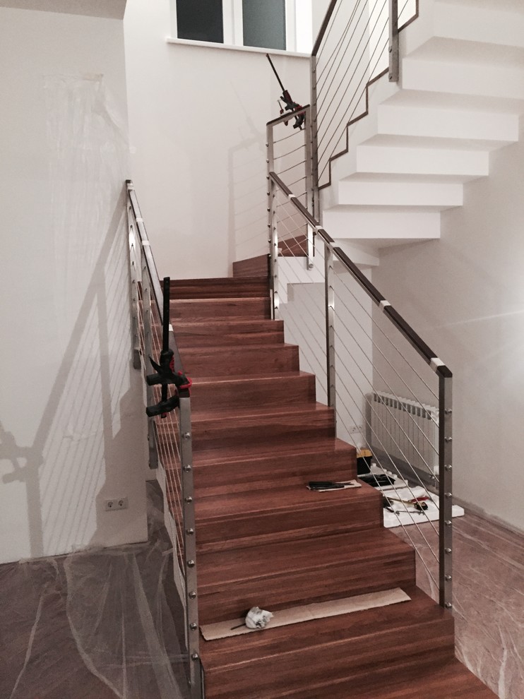 Перила лестниц