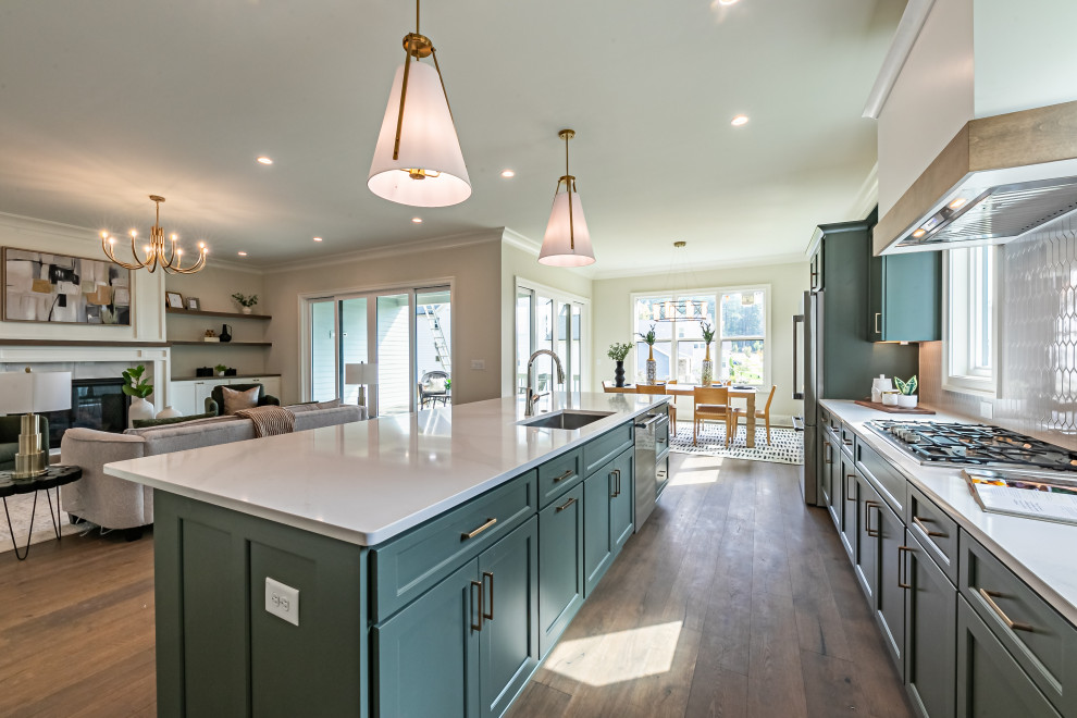 Transitional kitchen photo in Raleigh