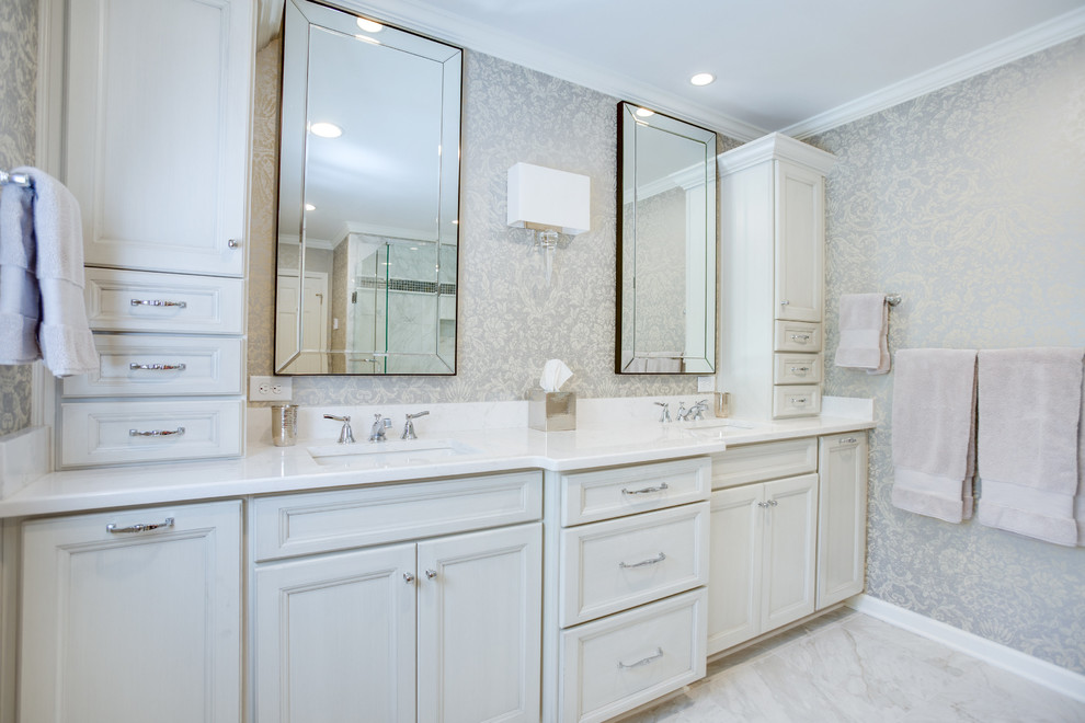 Example of a transitional bathroom design in Birmingham