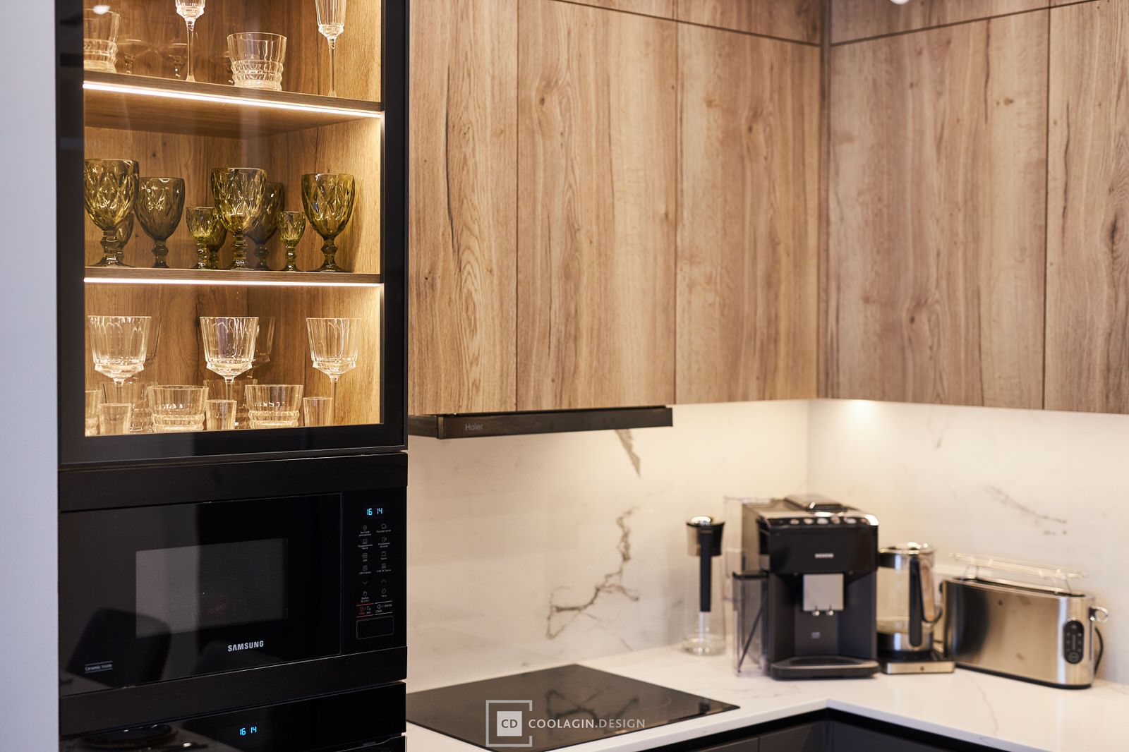 Двухкомнатная квартира с большим угловым окном