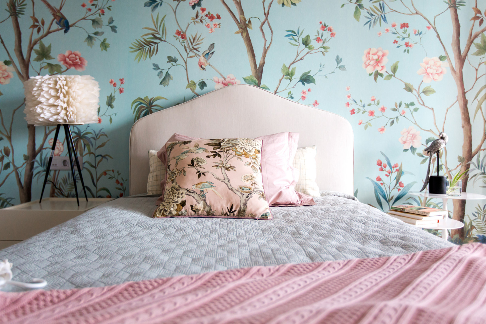 Леопарды и оттенки серого