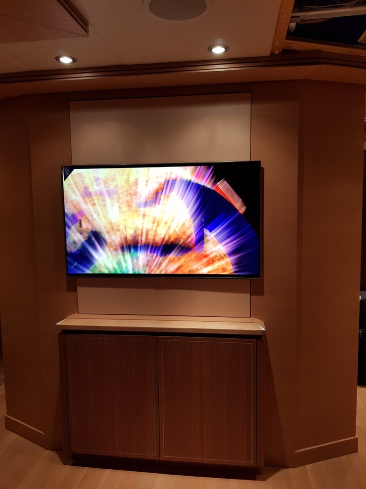 Модернизация мультимедиа систем на Мега яхте Waverunner 41метр