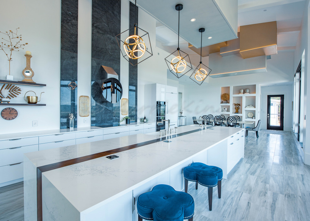 Example of a trendy kitchen design in Austin