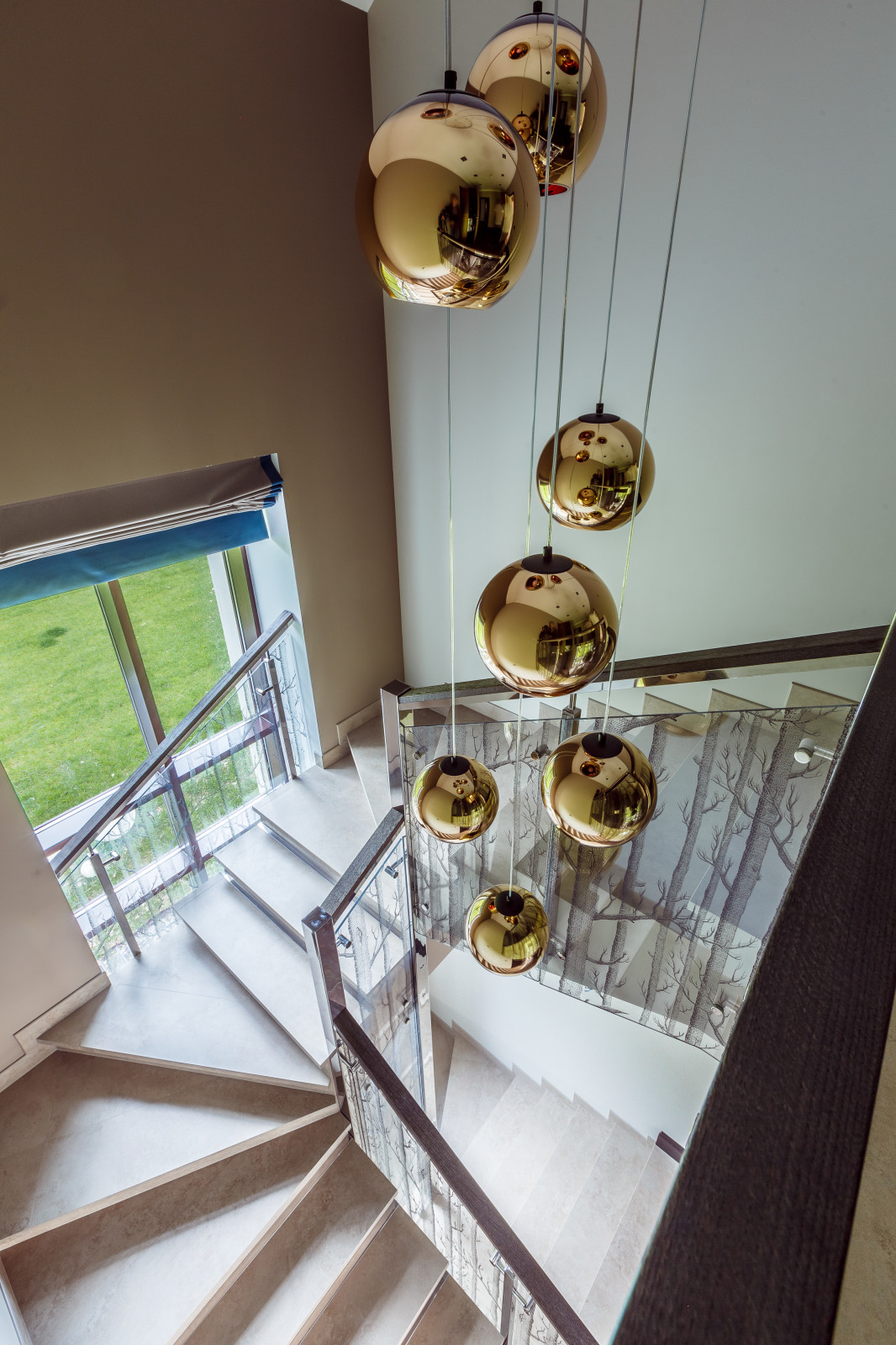 Интерьер частного дома в современном стиле