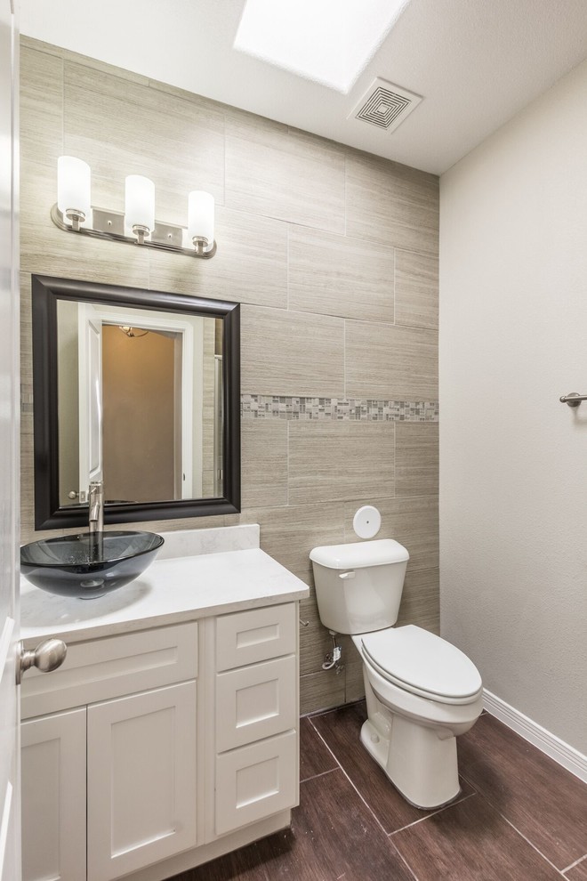 Home design - transitional home design idea in Austin