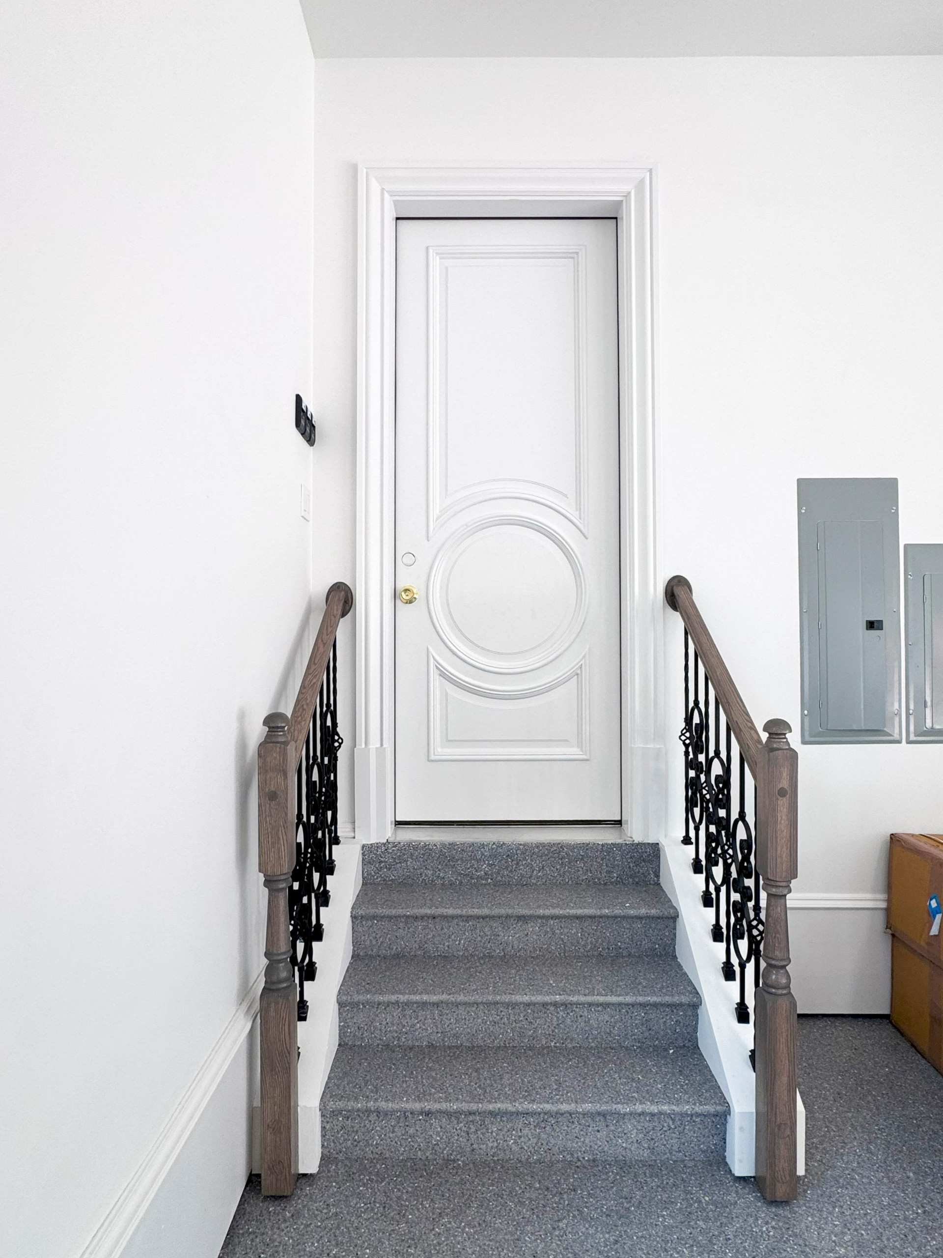135_Vibrant Staircase with Touch of Historic Grandeur, Great Falls, VA 22066