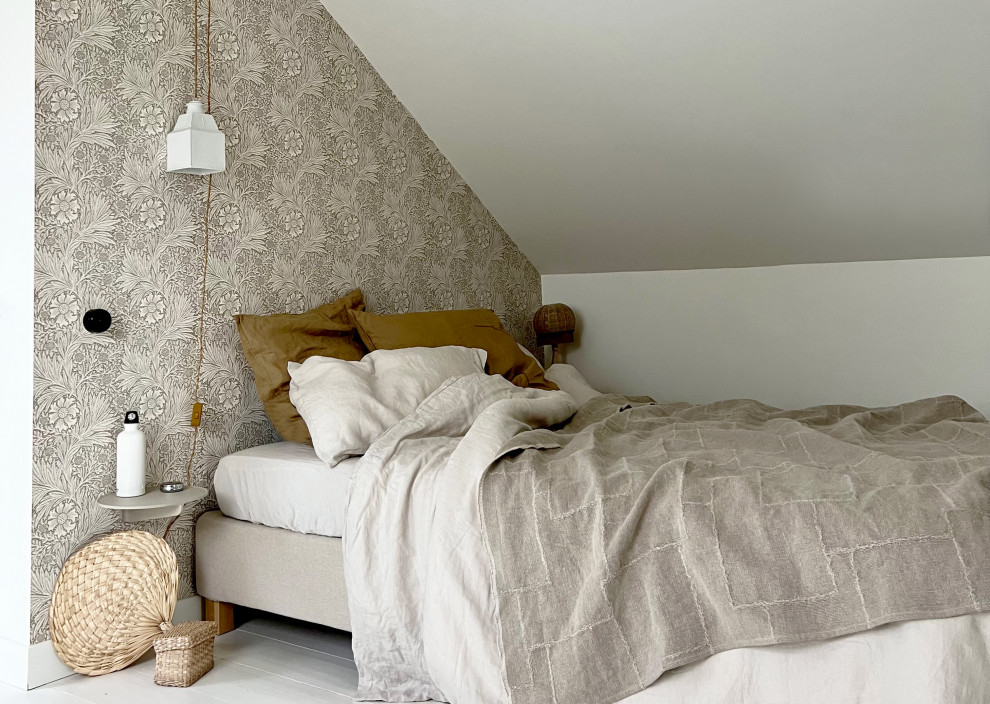Immagine di una grande camera da letto minimalista