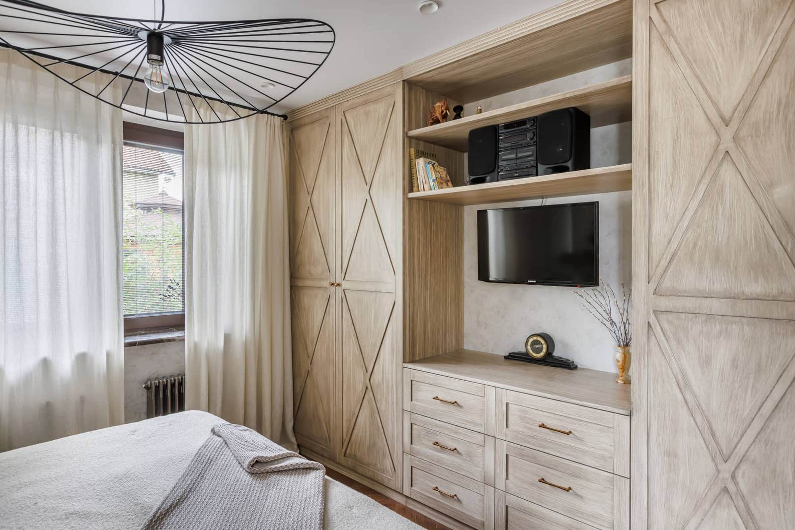 Дизайн и ремонт квартиры в КП «Новогорск» — Единство противоположностей