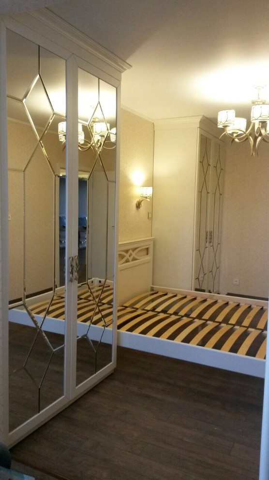 Шкаф Алиса в зазеркалье