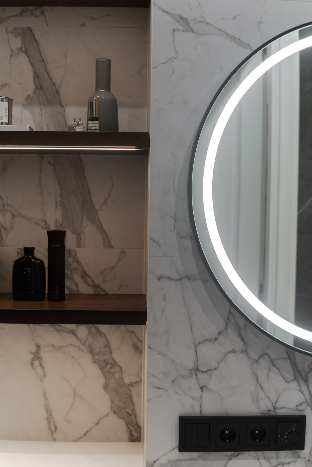 Просторная квартира в серых цветах