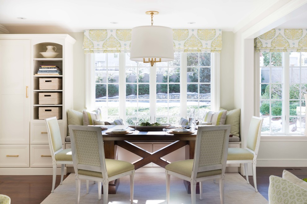 Dining room - transitional dining room idea in Boston