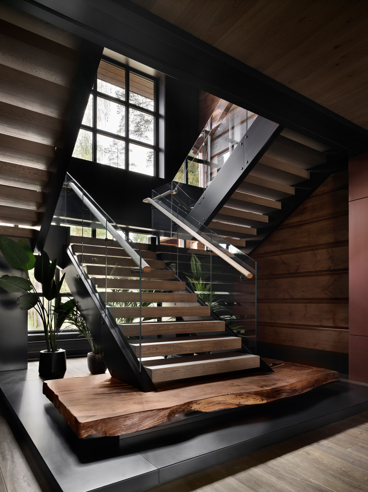 Идея дизайна: лестница в стиле рустика