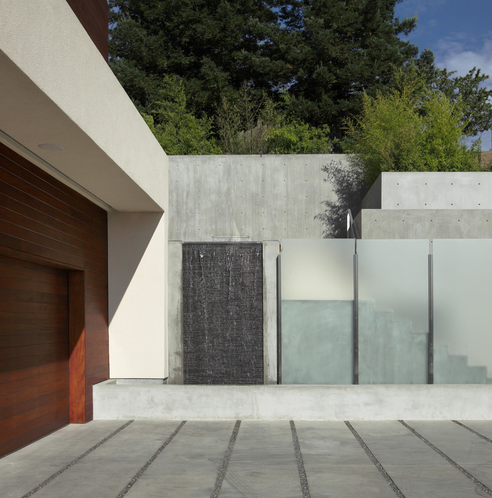 Design ideas for a modern exterior in San Francisco with wood siding.