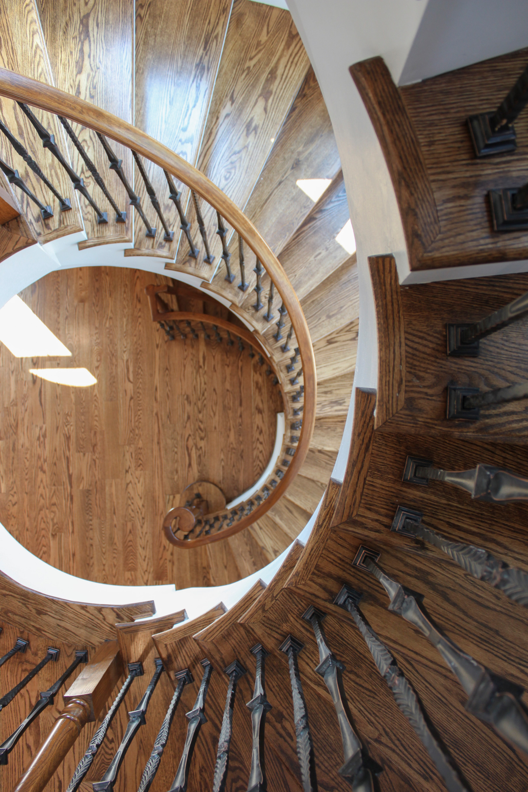 Project #17 | Multilevel Curved Staircase