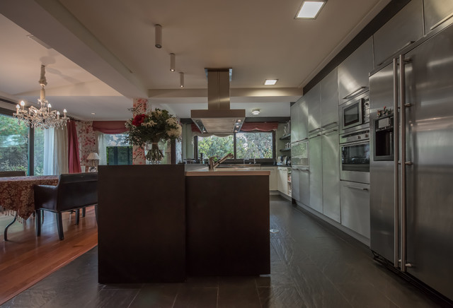 Vivienda Residencial VRCH JL CCB21M contemporary-kitchen