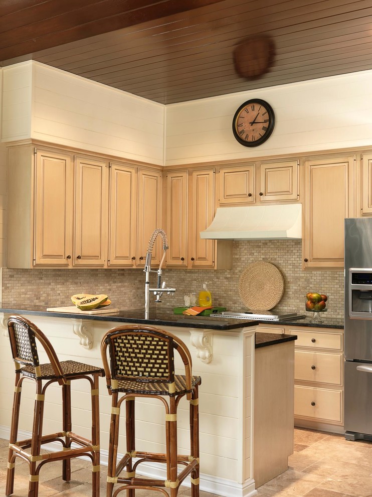 Inspiration for a mid-sized coastal kitchen remodel