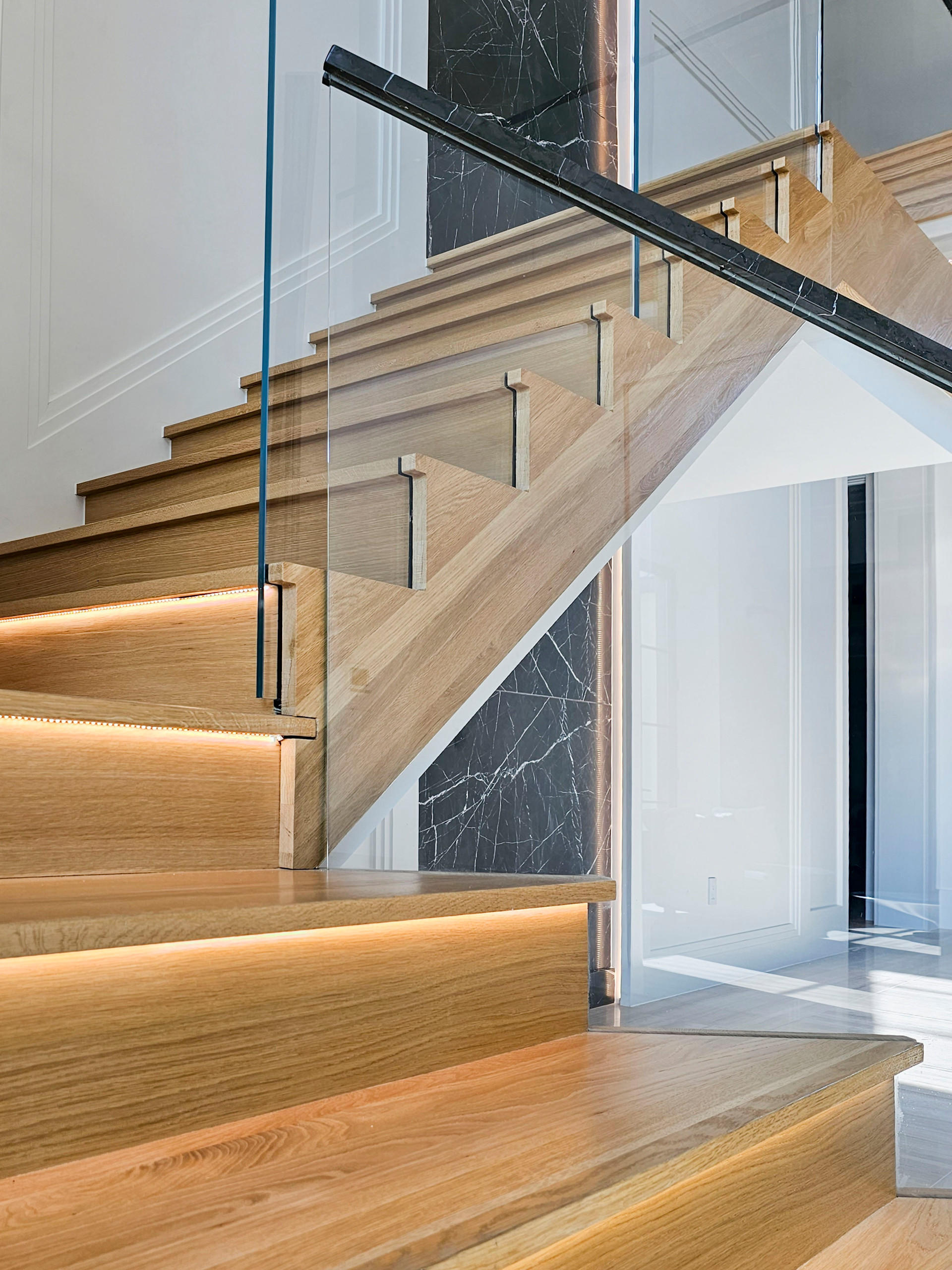 107_Sustainable Modern-Floating Staircase, Great Falls VA 22066