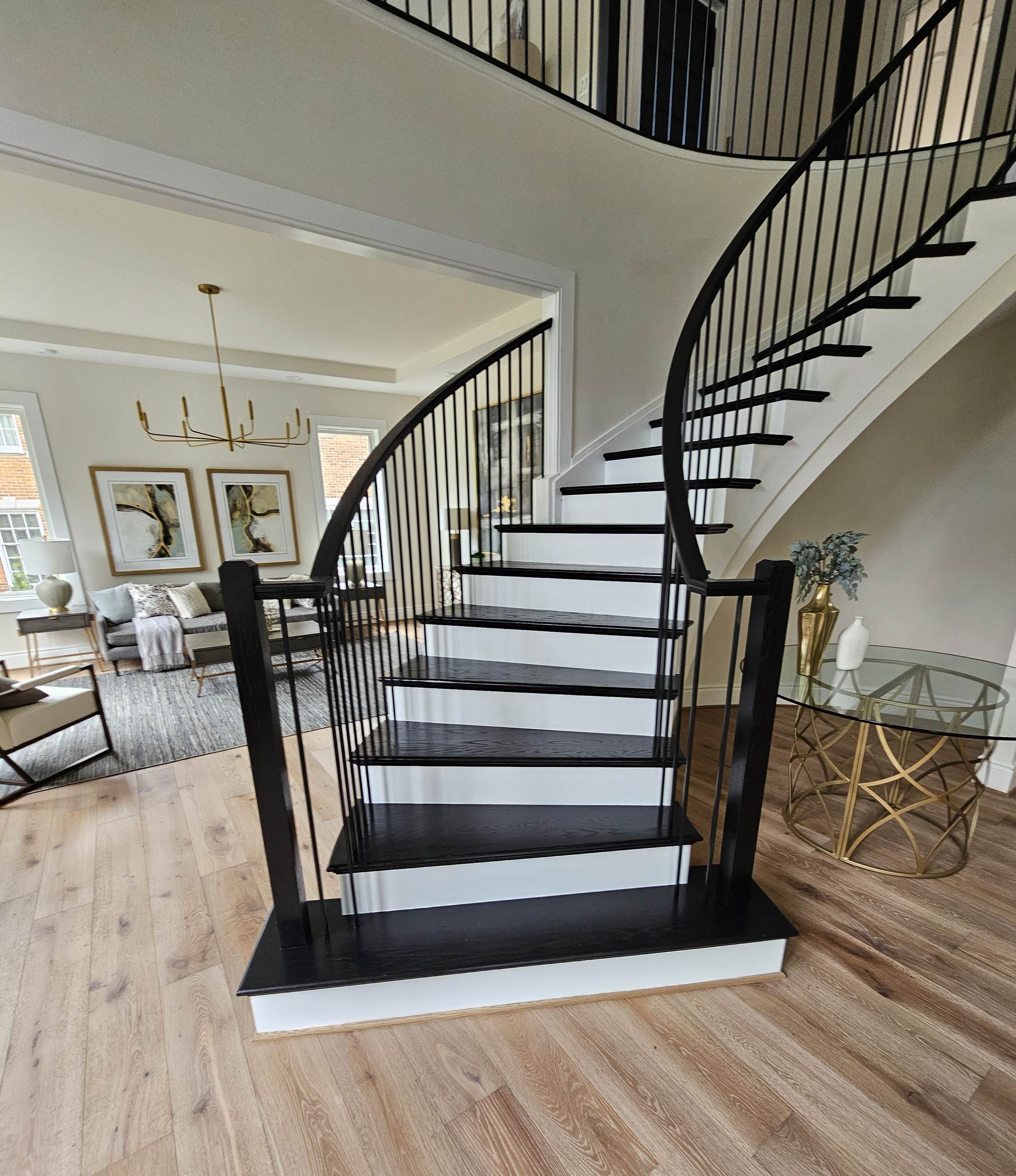 Elegant Curve Elevates Modern Design, Mclean, VA 22101