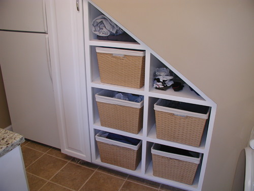 laundry basket for stairs