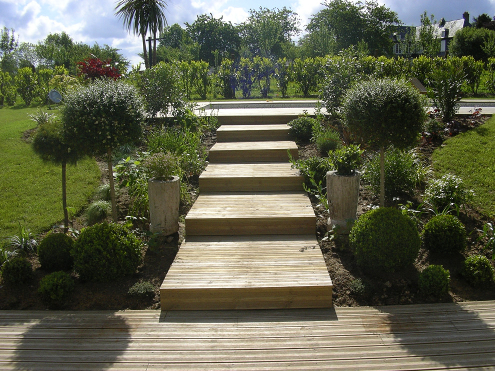 Aménagement de terrasse pour une chaumière