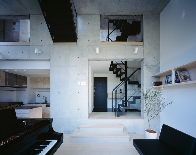 SL Court industrial-wohnzimmer