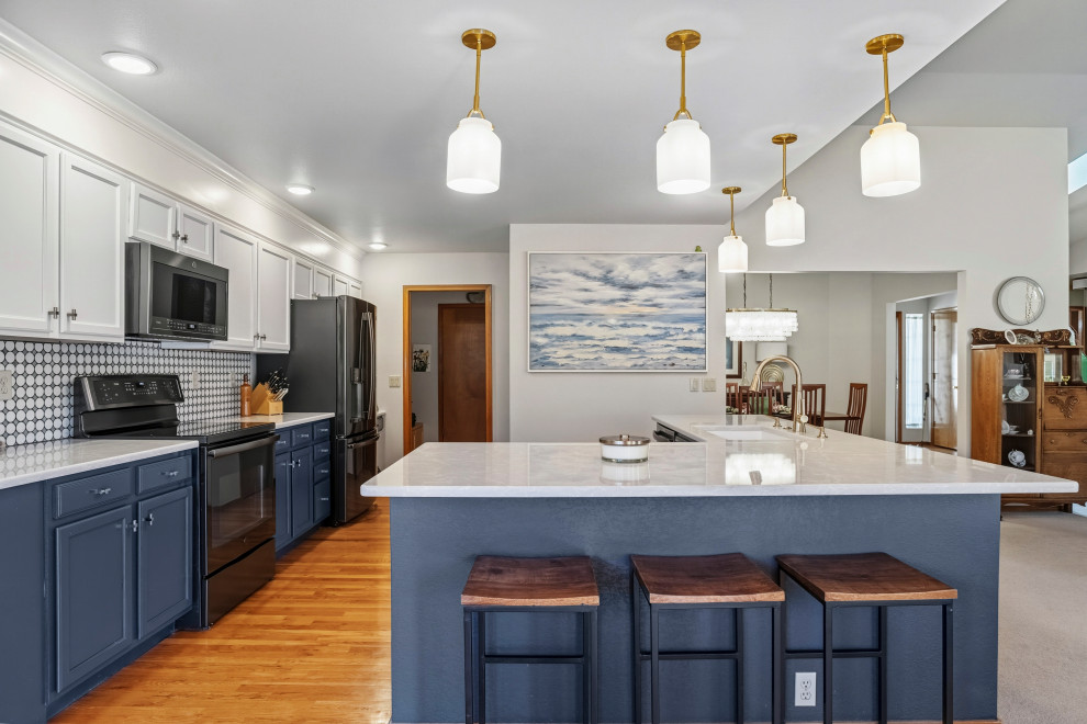 Timeless Open Navy Blue Kitchen