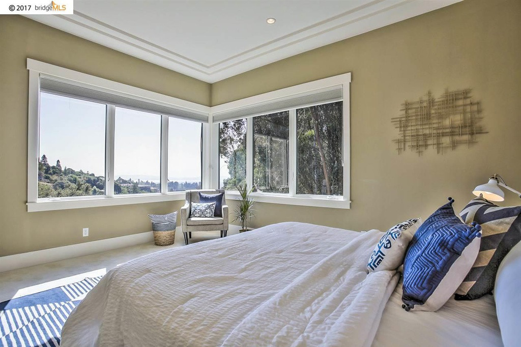 Contemporary Craftsman