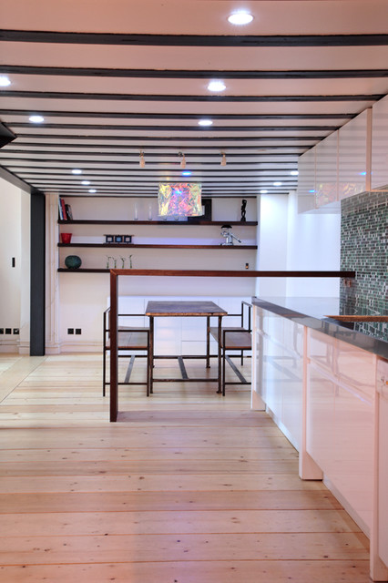 Loft Paris 18eme contemporary-dining-room