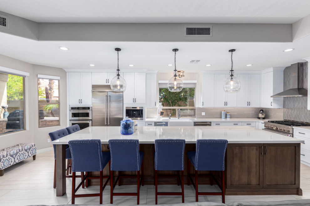 Inspiration for a transitional kitchen remodel in Phoenix