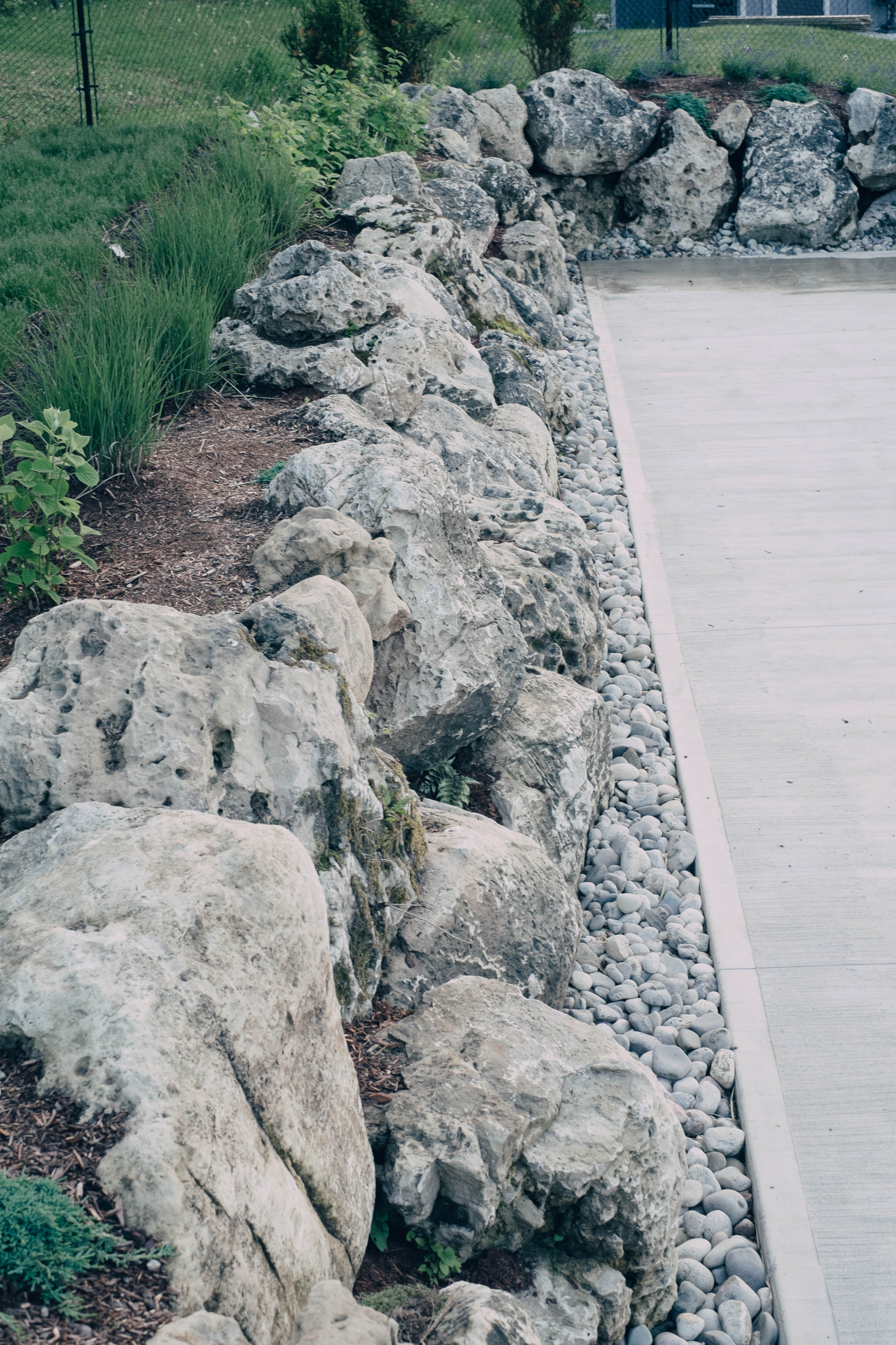River Rock Retaining Wall Ideas