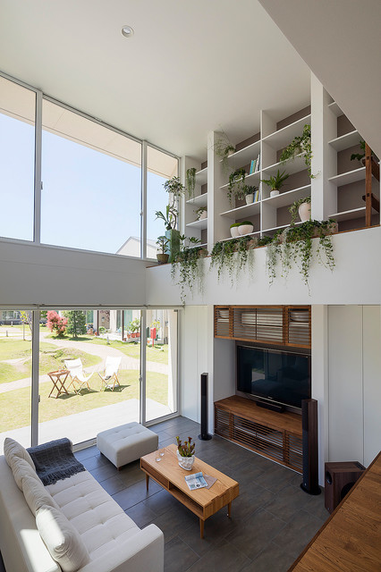 屋外でくつろいでいるような開放的なリビング moderne-salon