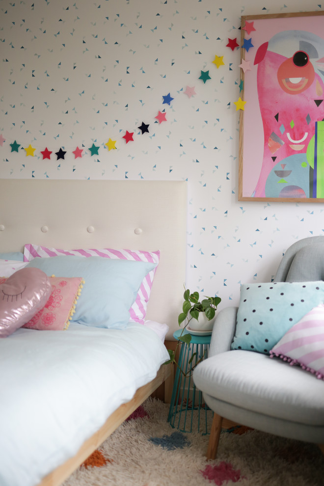 Photo of a modern kids' bedroom for kids 4-10 years old and girls in Melbourne.