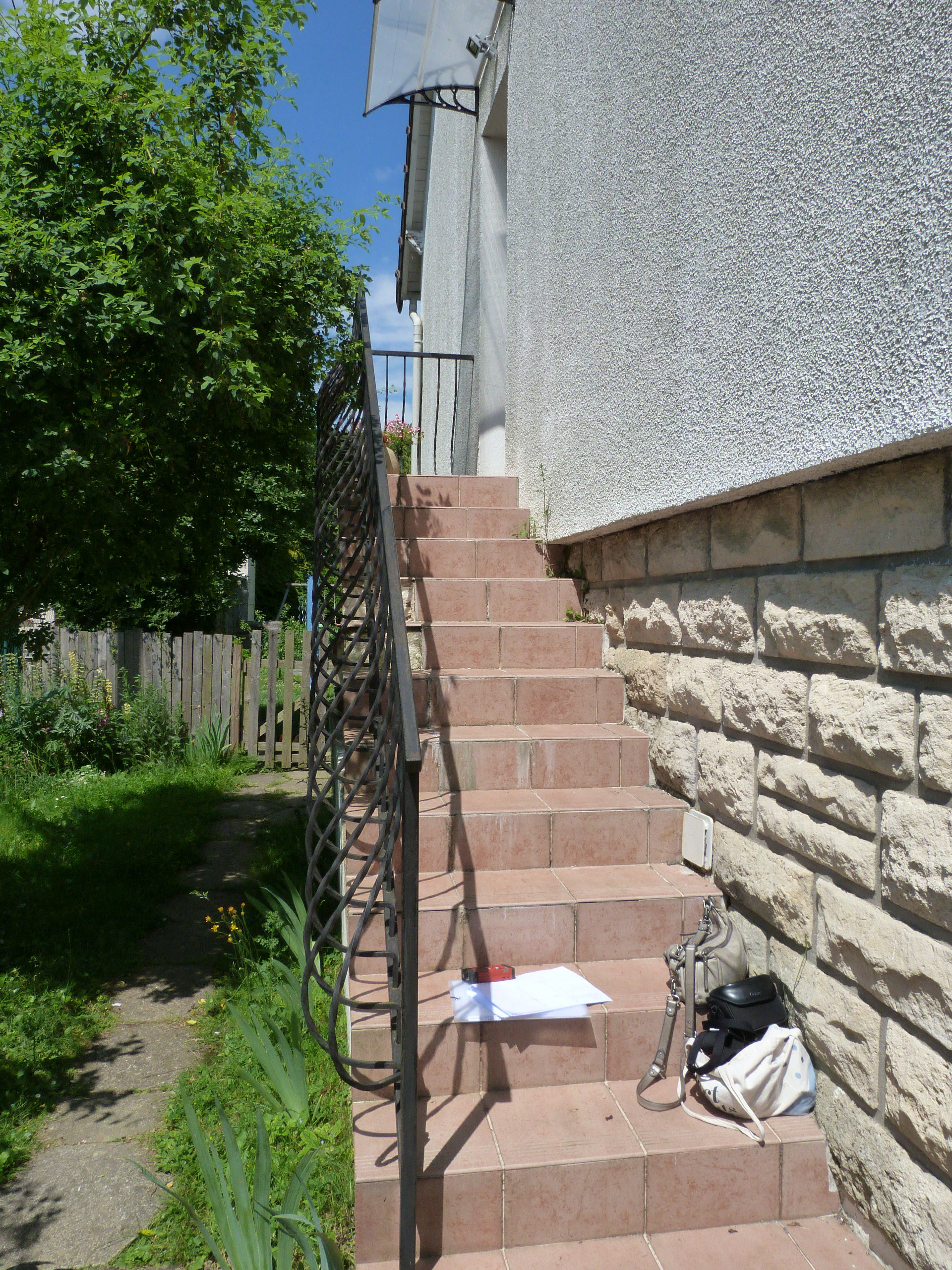 Rénovation d'une maison individuelle, intérieur et toiture
