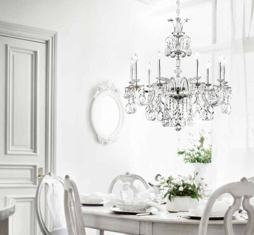 Design ideas for a mid-sized traditional dining room in Los Angeles with white walls.